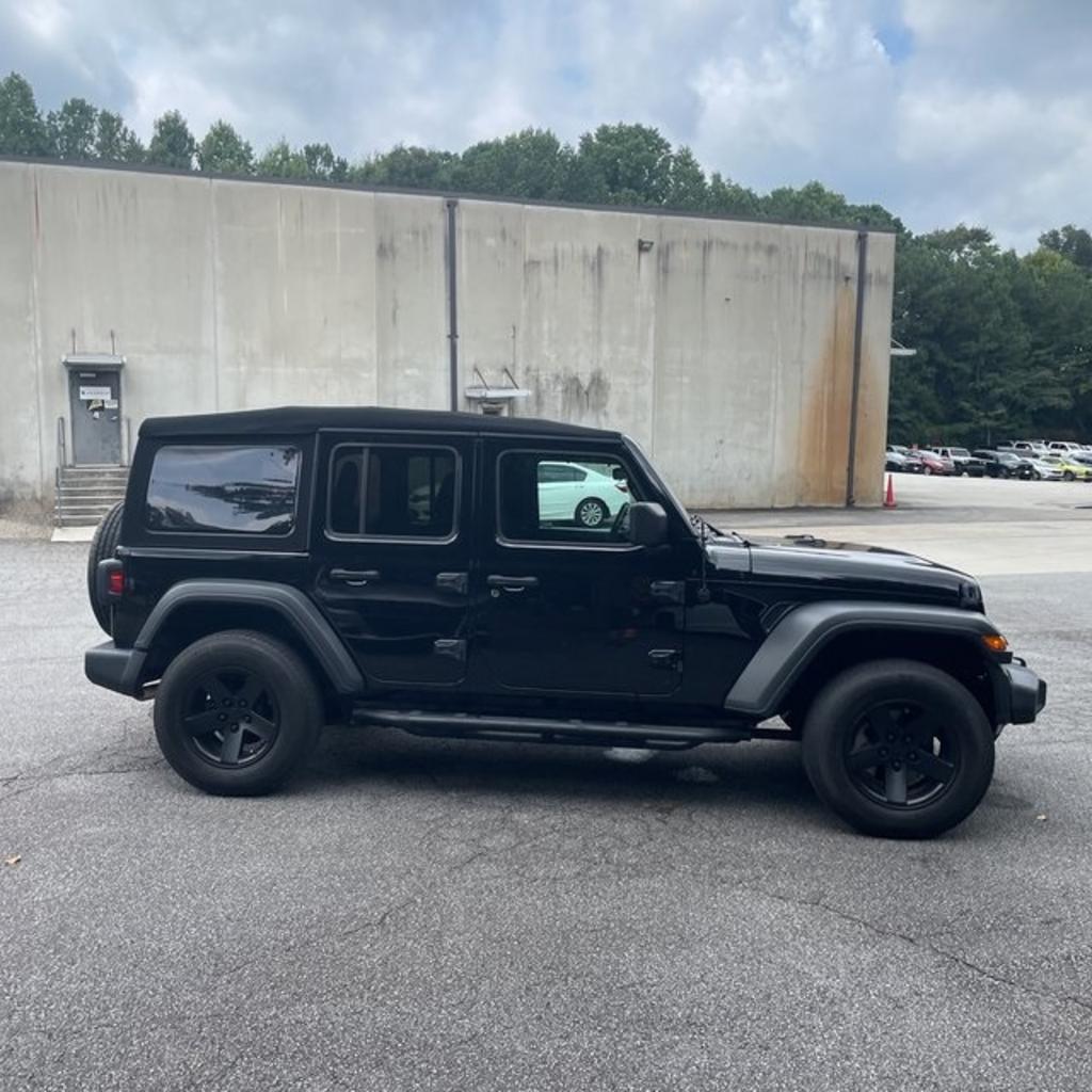 2020 Jeep Wrangler - $35,000