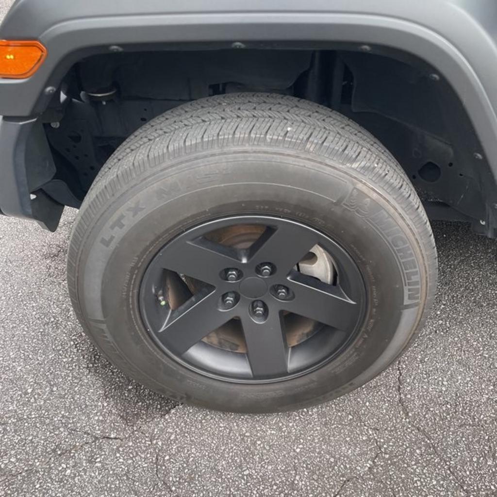 2020 Jeep Wrangler - $35,000