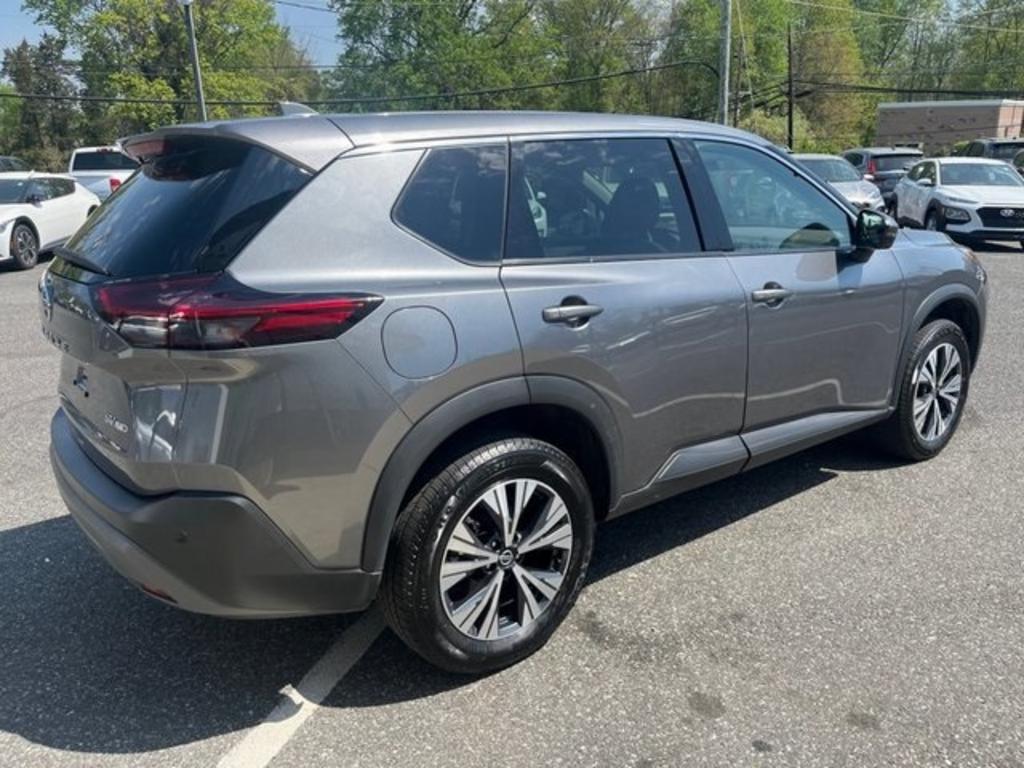 2021 Nissan Rogue - $24,000