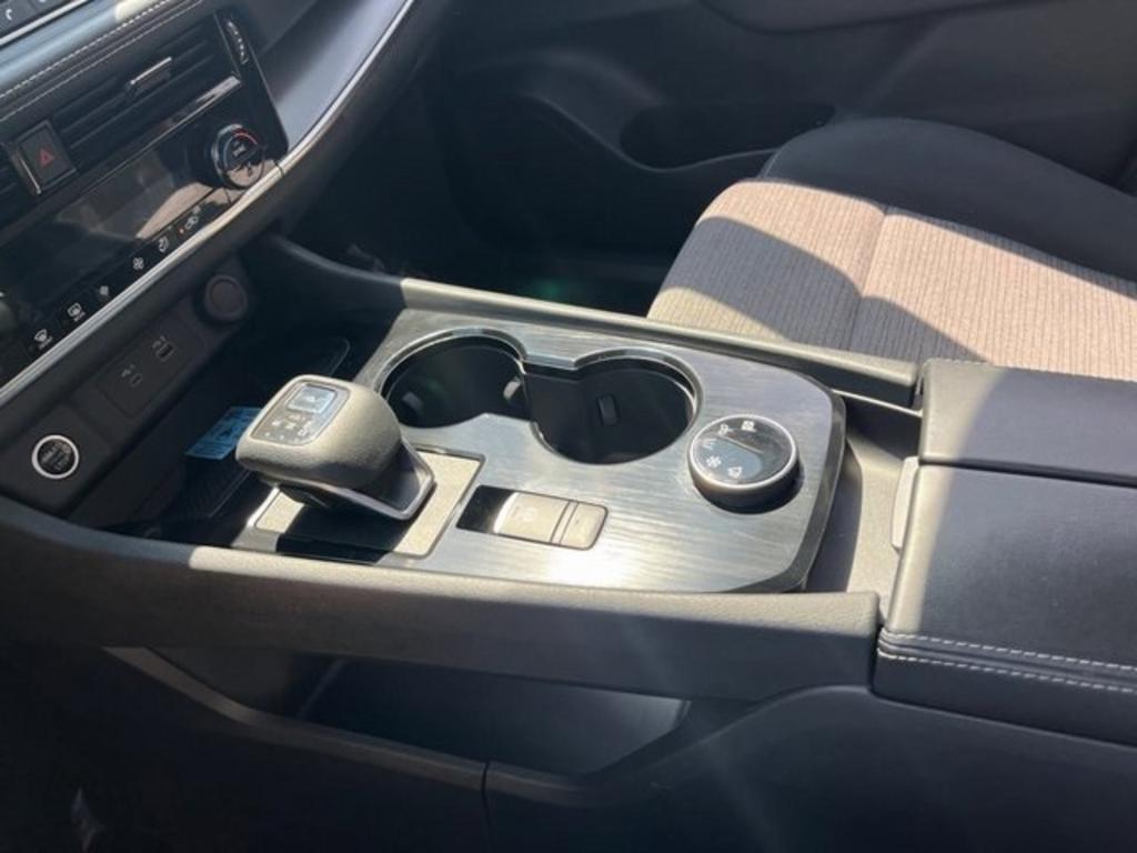 2021 Nissan Rogue - $24,000