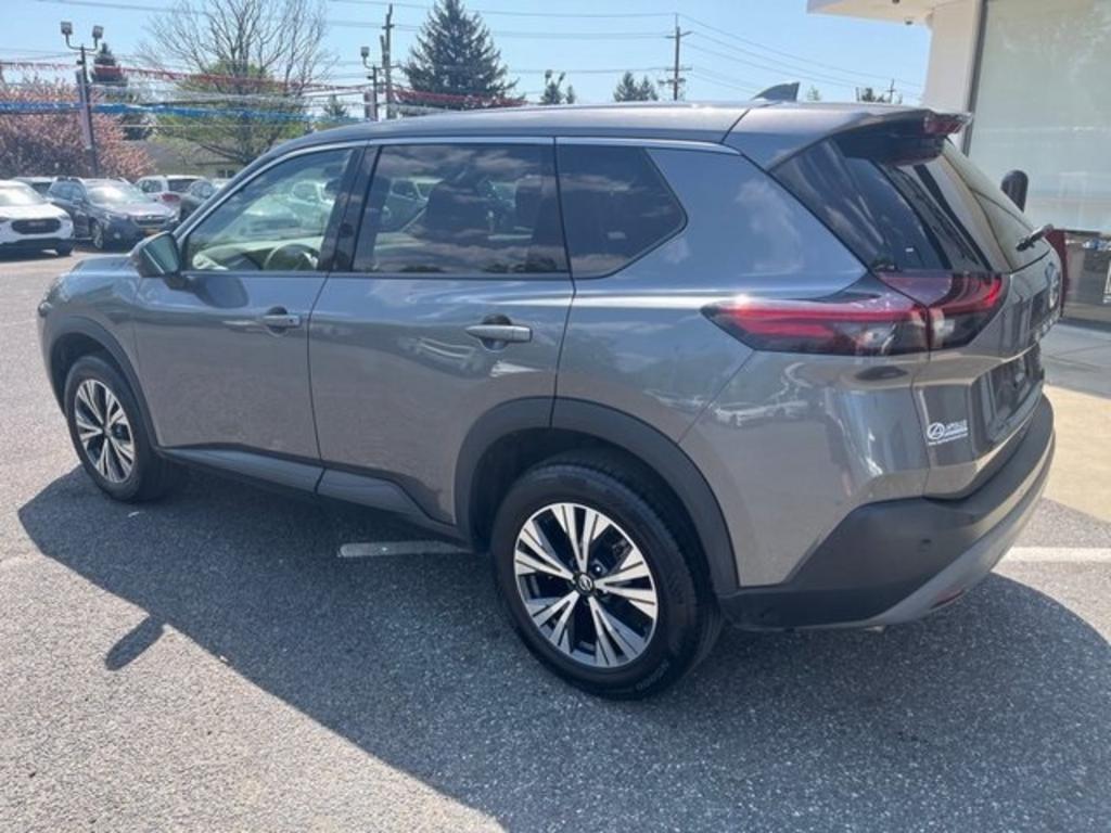 2021 Nissan Rogue - $24,000
