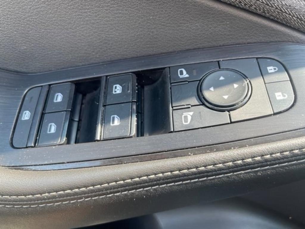 2021 Nissan Rogue - $24,000