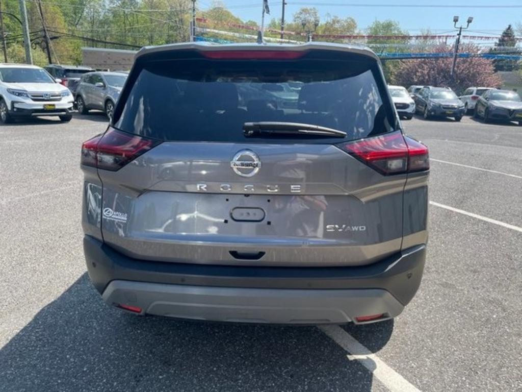 2021 Nissan Rogue - $24,000