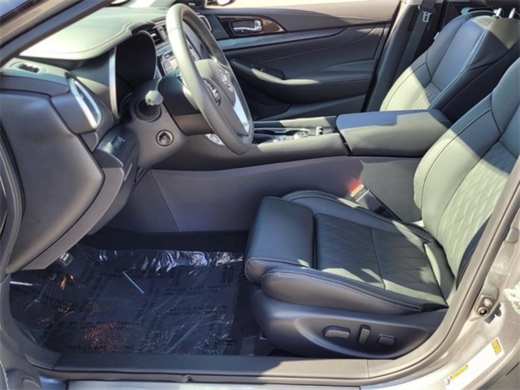 2023 Nissan Maxima - $40,500
