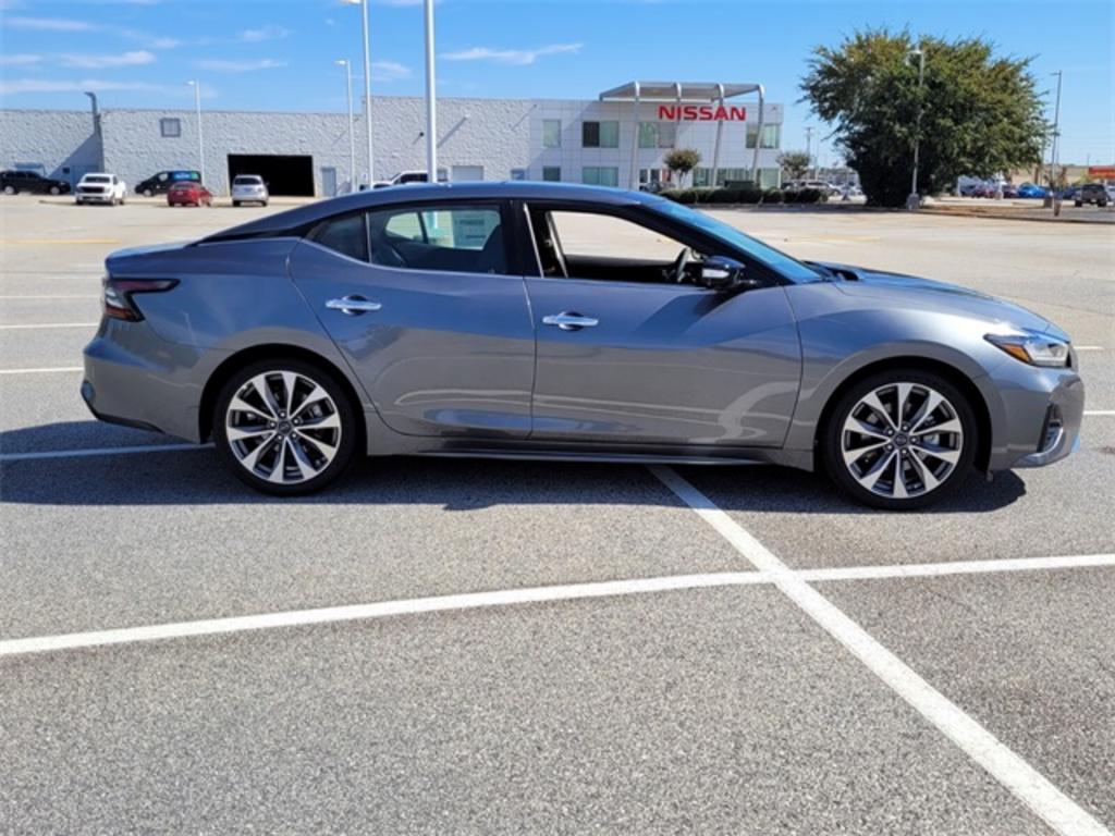 2023 Nissan Maxima - $40,500
