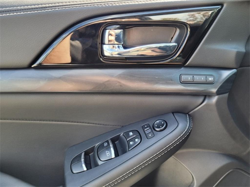 2023 Nissan Maxima - $40,500