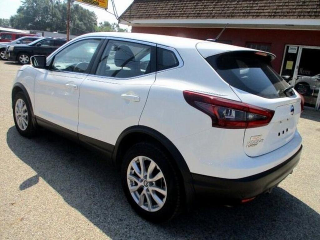 2021 Nissan Rogue - $19,000