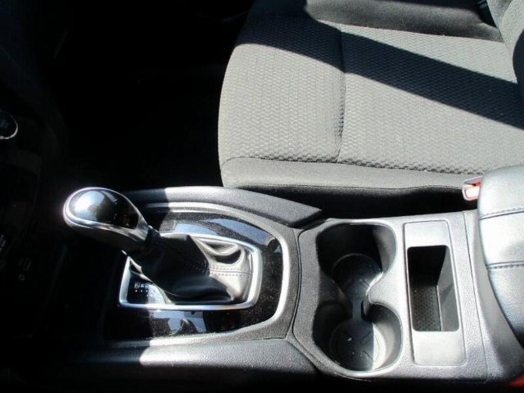 2021 Nissan Rogue - $19,000