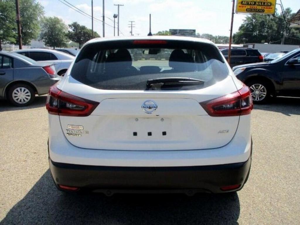 2021 Nissan Rogue - $19,000