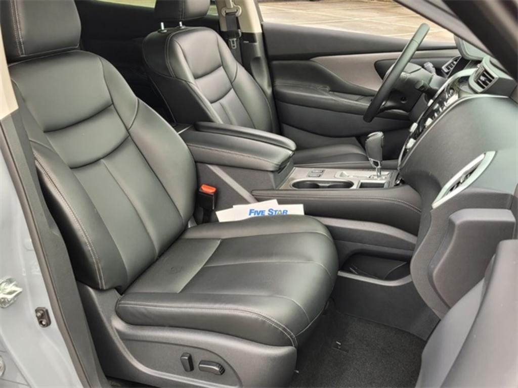 2023 Nissan Murano - $35,500