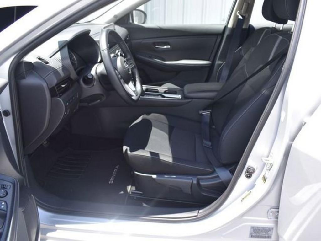2022 Nissan Sentra - $22,000