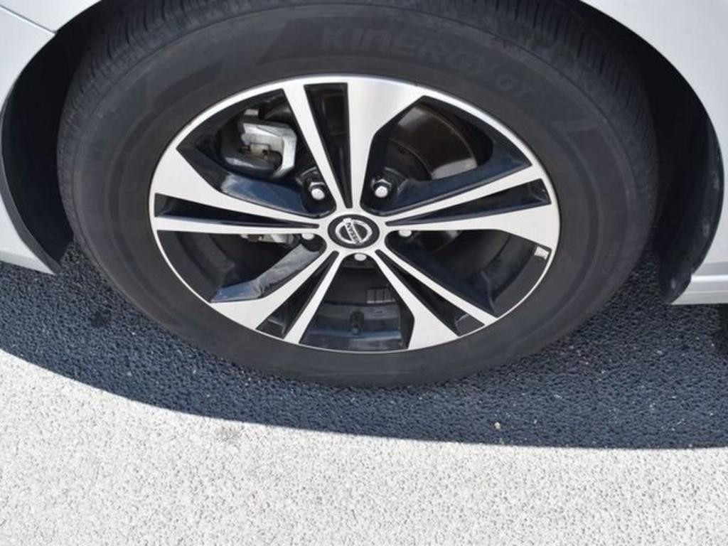 2022 Nissan Sentra - $22,000