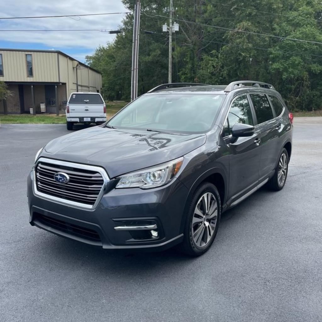 The 2020 Subaru Ascent Limited photos