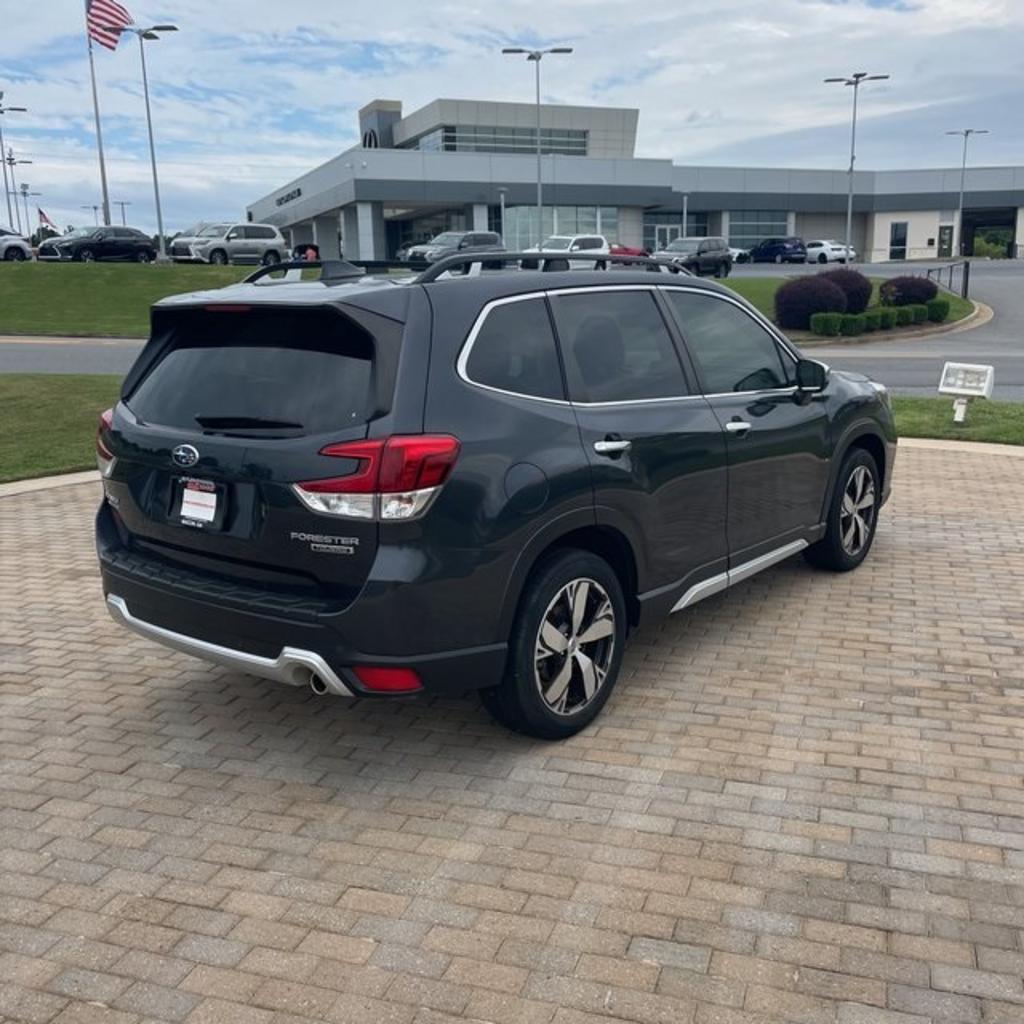 2019 Subaru Forester - $28,500