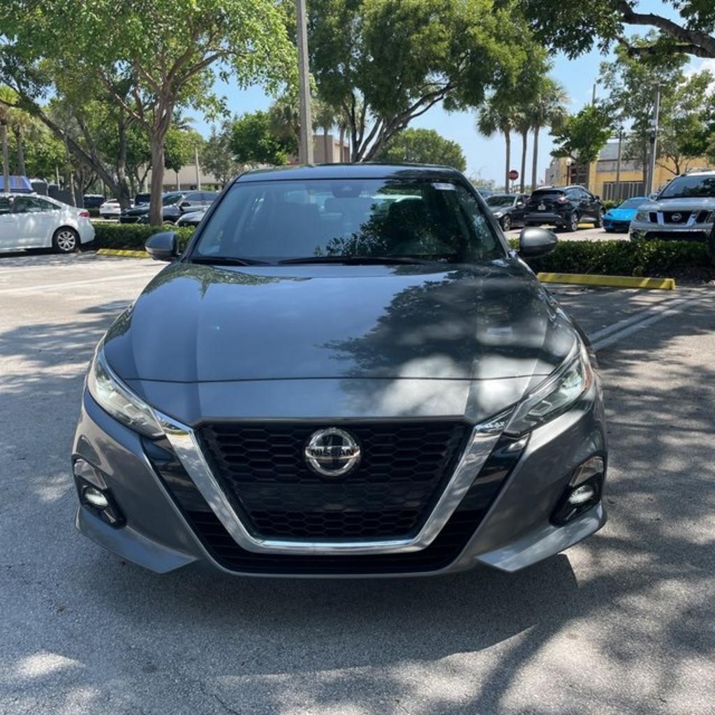 2020 Nissan Altima - $26,500