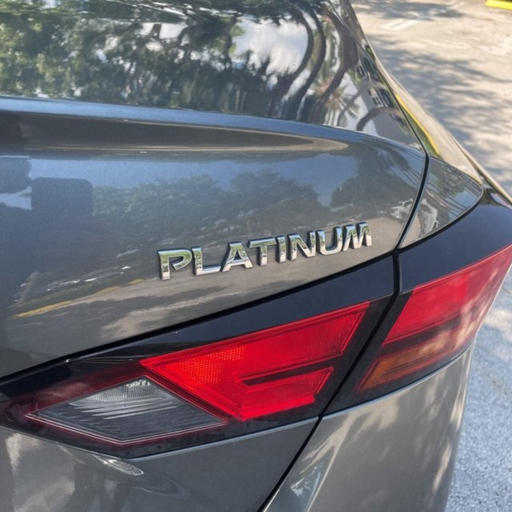 2020 Nissan Altima - $26,500