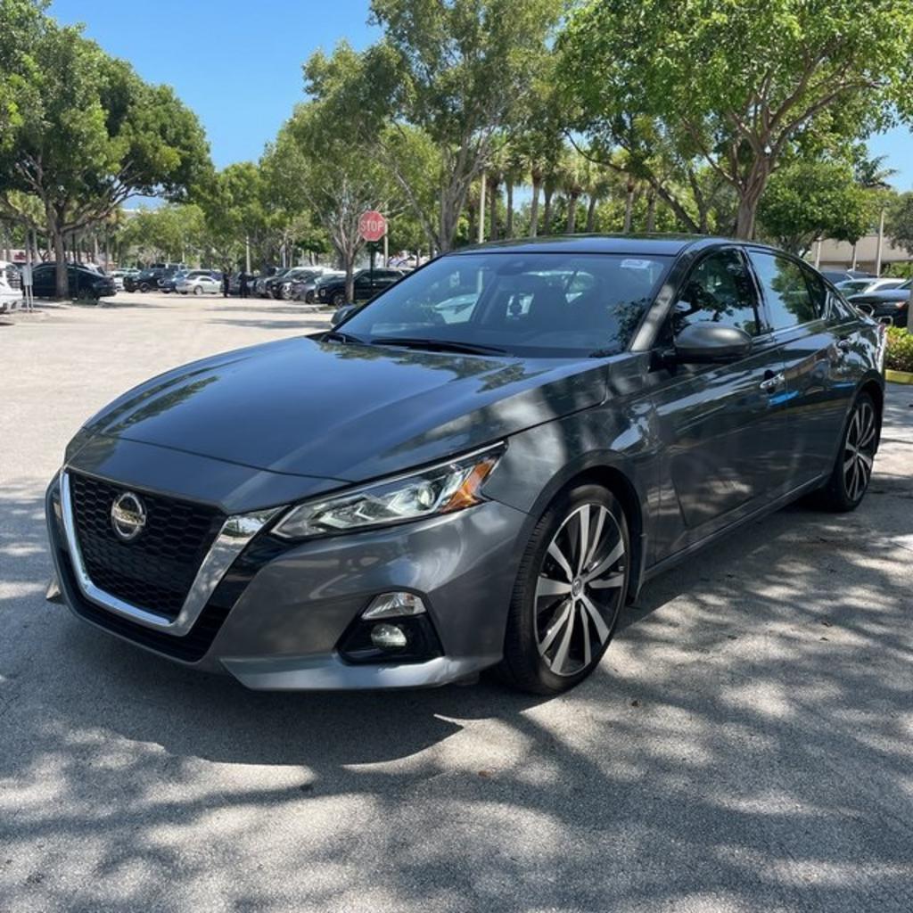 2020 Nissan Altima - $26,500