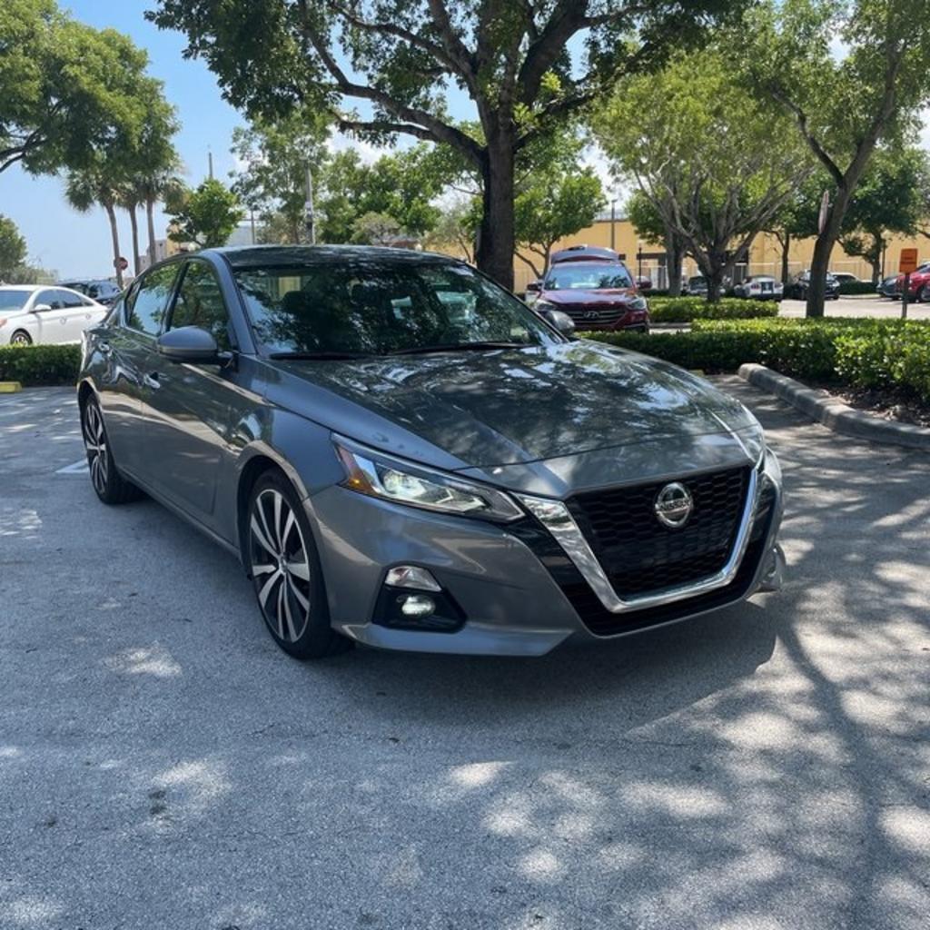 2020 Nissan Altima - $26,500