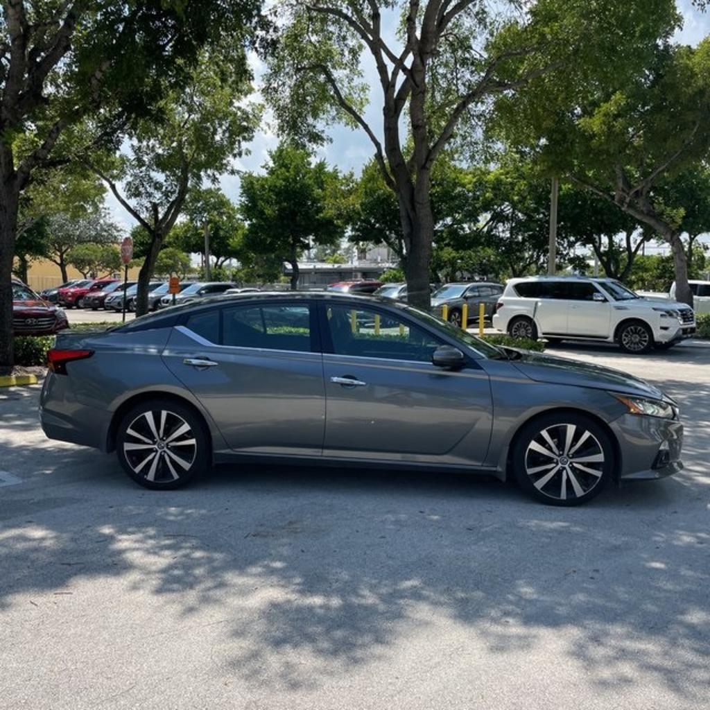 2020 Nissan Altima - $26,500