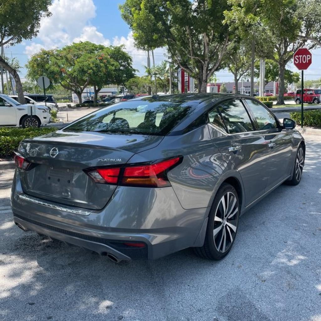 2020 Nissan Altima - $26,500