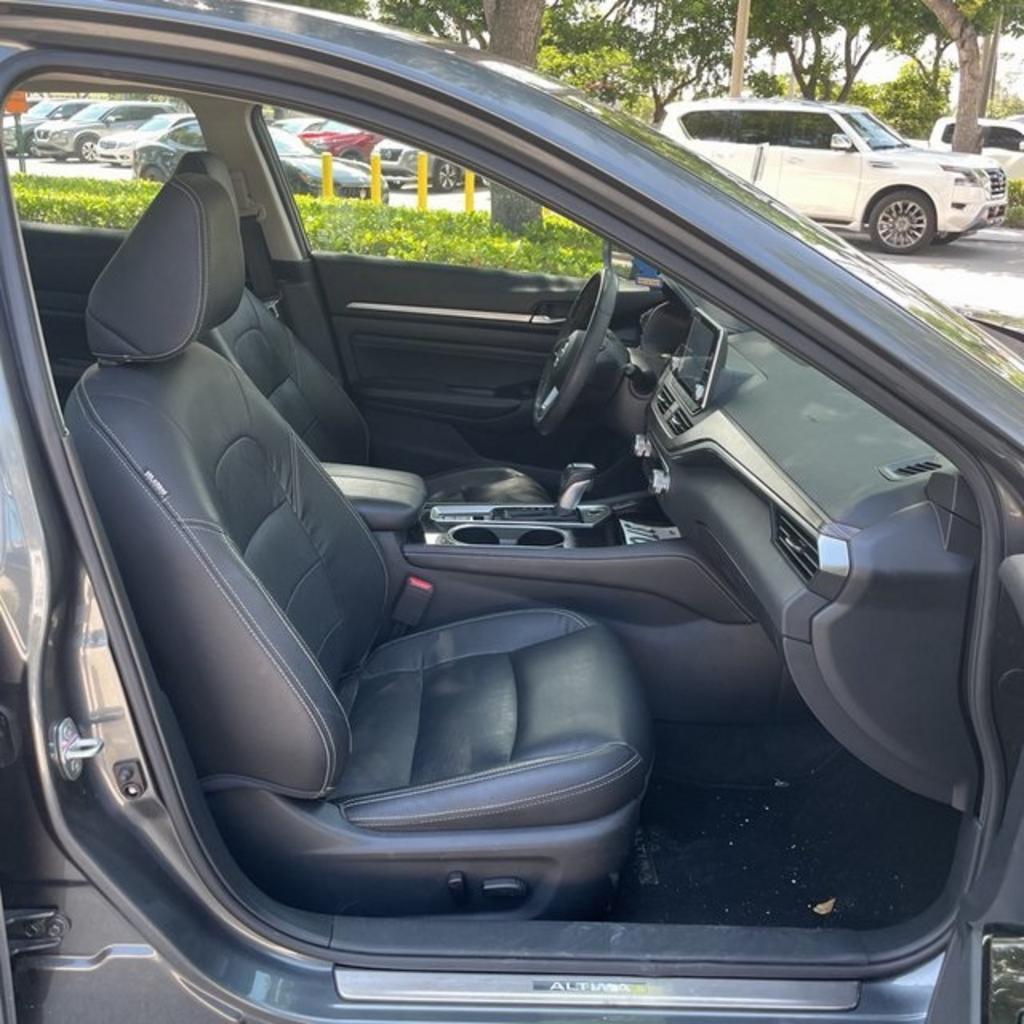 2020 Nissan Altima - $26,500