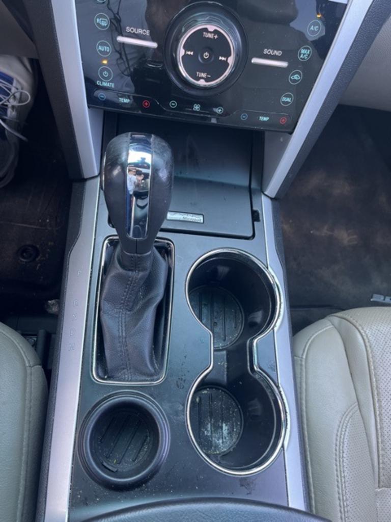 2014 Ford Explorer - $9,000