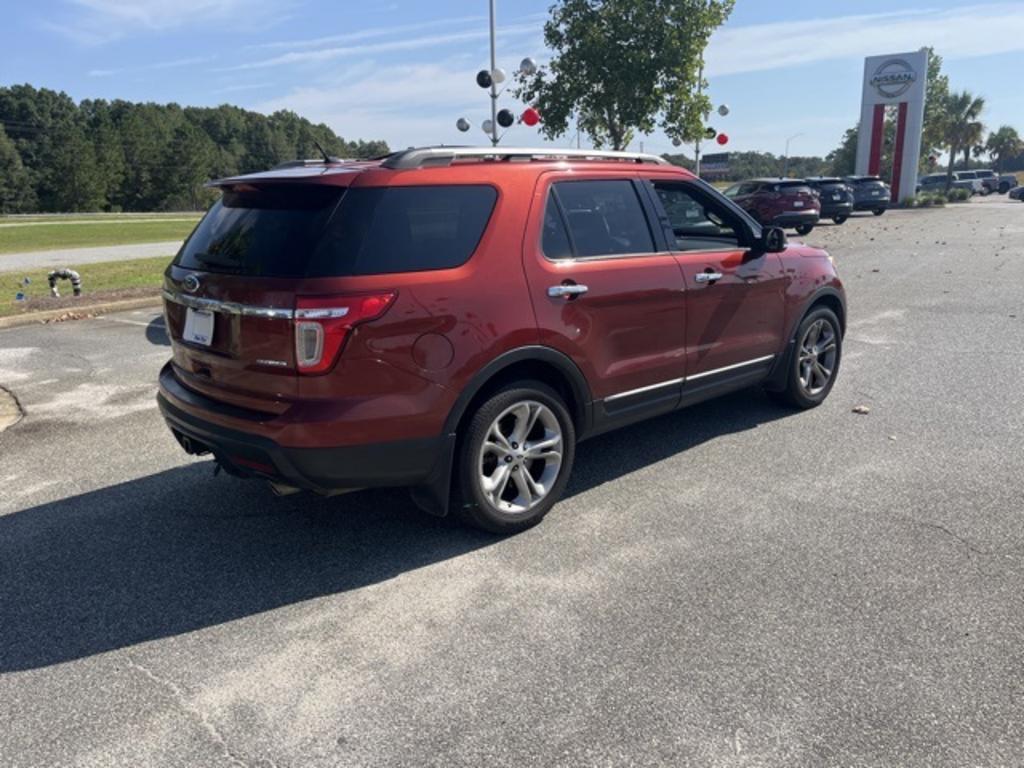 2014 Ford Explorer - $9,000