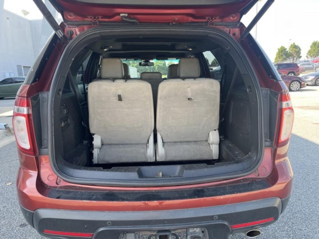 2014 Ford Explorer - $9,000