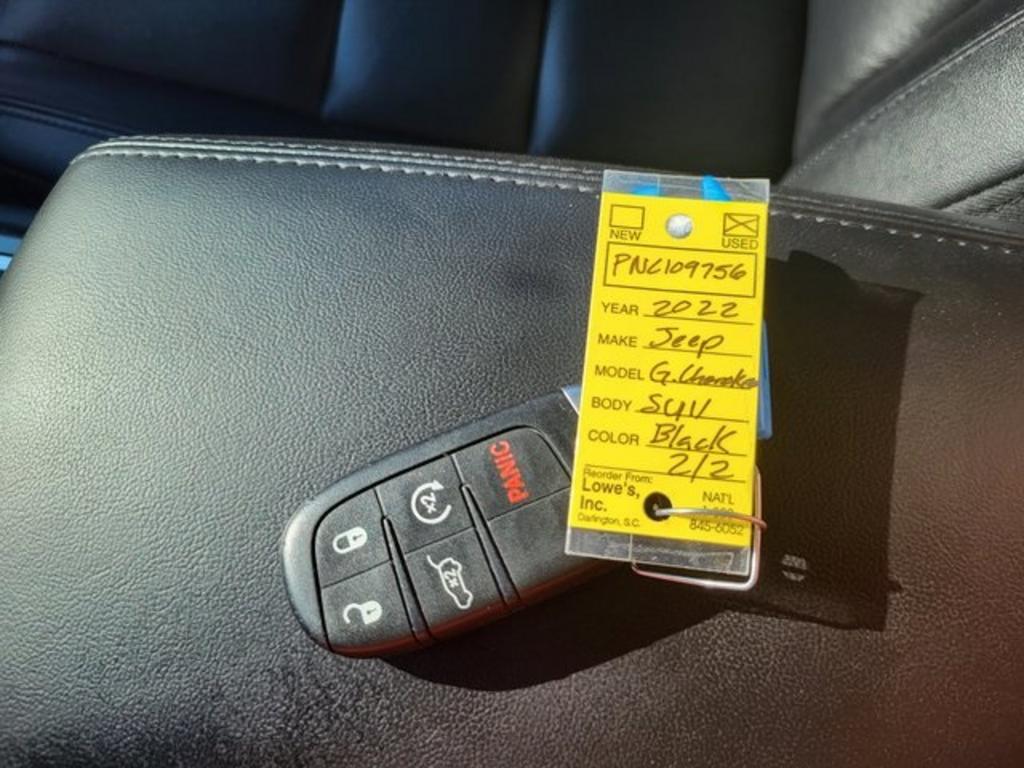 2022 Jeep Cherokee - $35,500