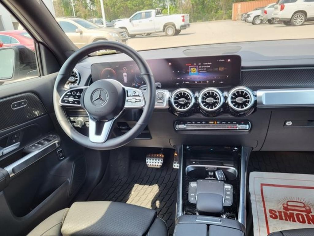 2022 Mercedes-Benz GLB - $40,500