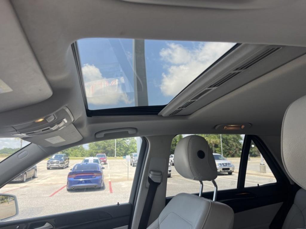 2017 Mercedes-Benz E-Class - $26,000