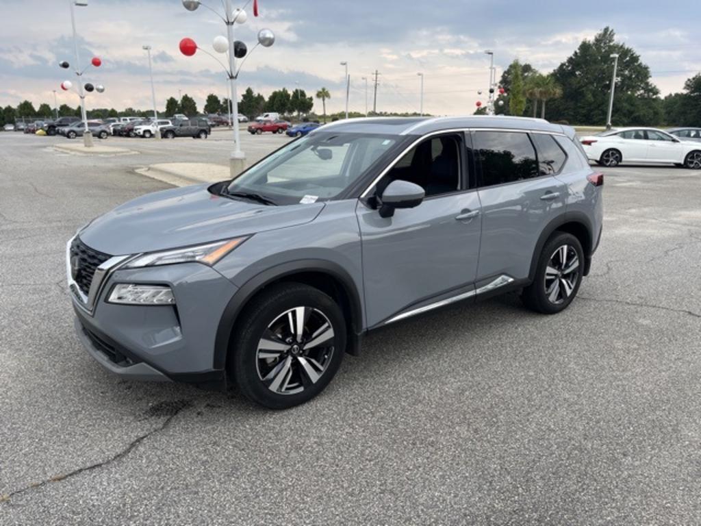 2021 Nissan Rogue - $28,000