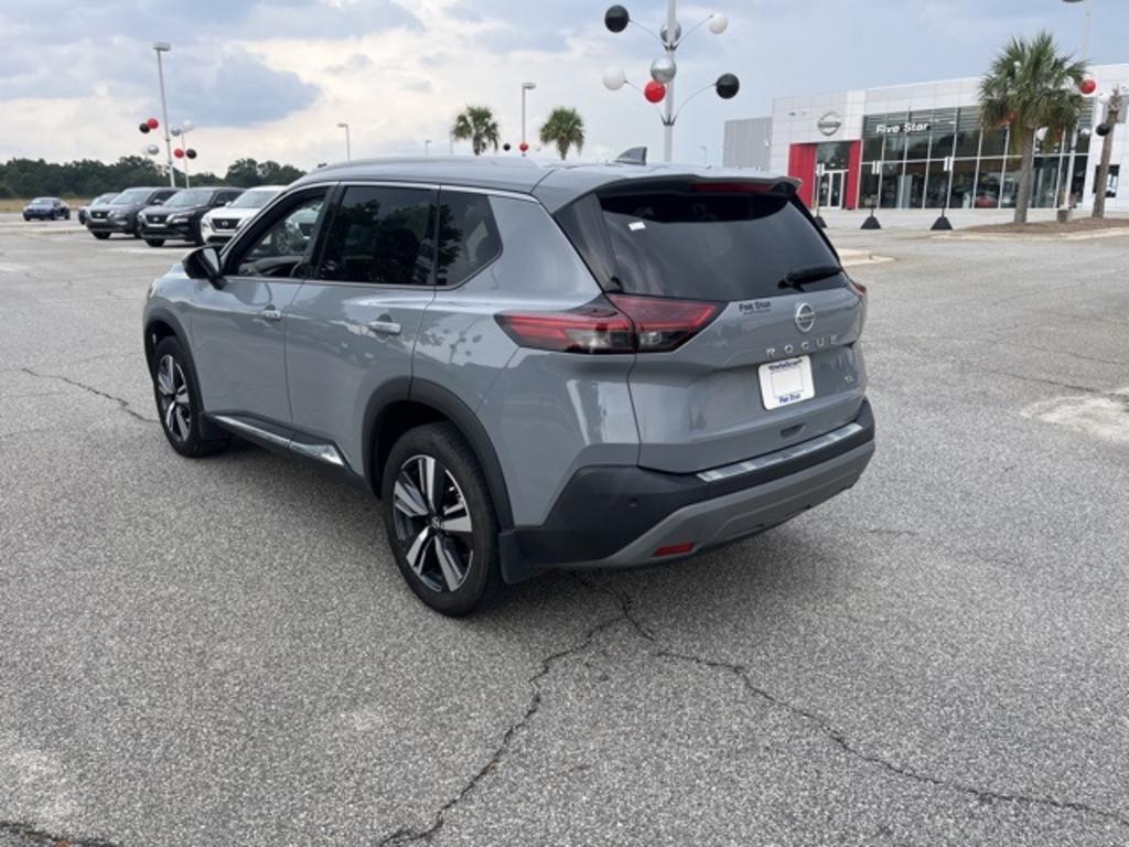 2021 Nissan Rogue - $28,000