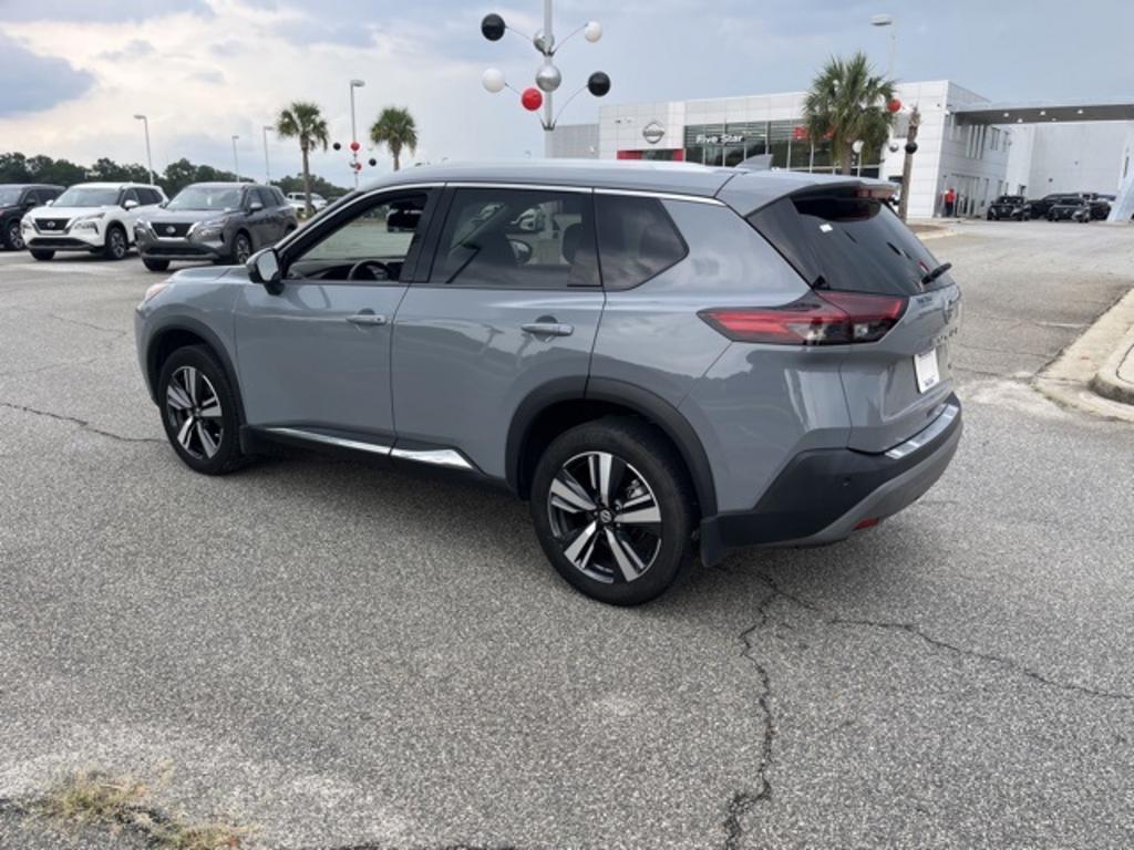 2021 Nissan Rogue - $28,000