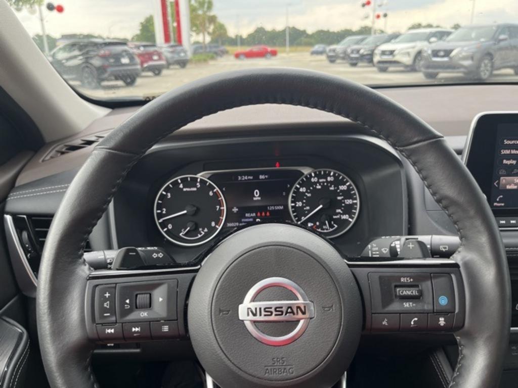 2021 Nissan Rogue - $28,000