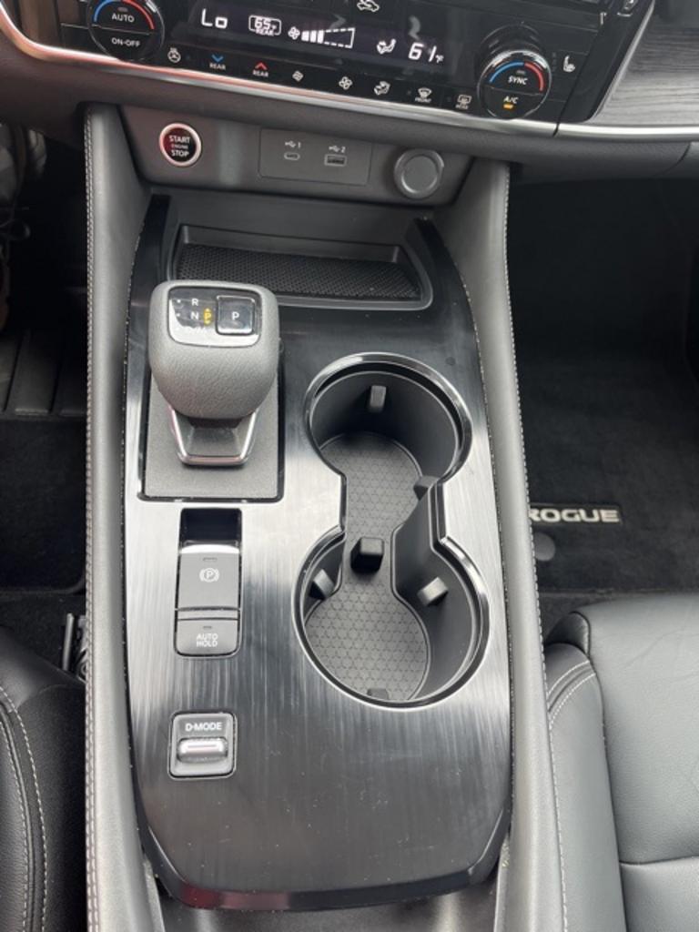 2021 Nissan Rogue - $28,000