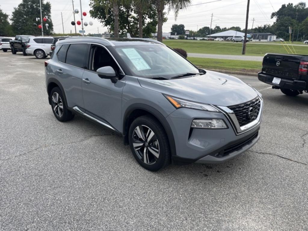 2021 Nissan Rogue - $28,000