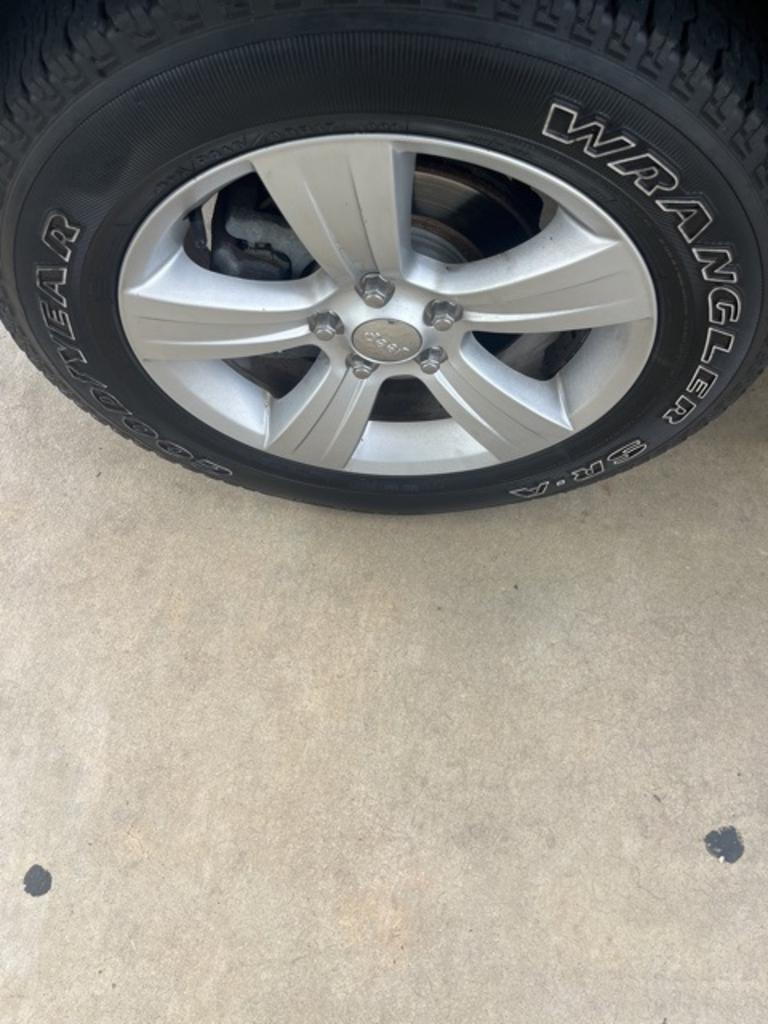 2014 Jeep Compass - $10,000