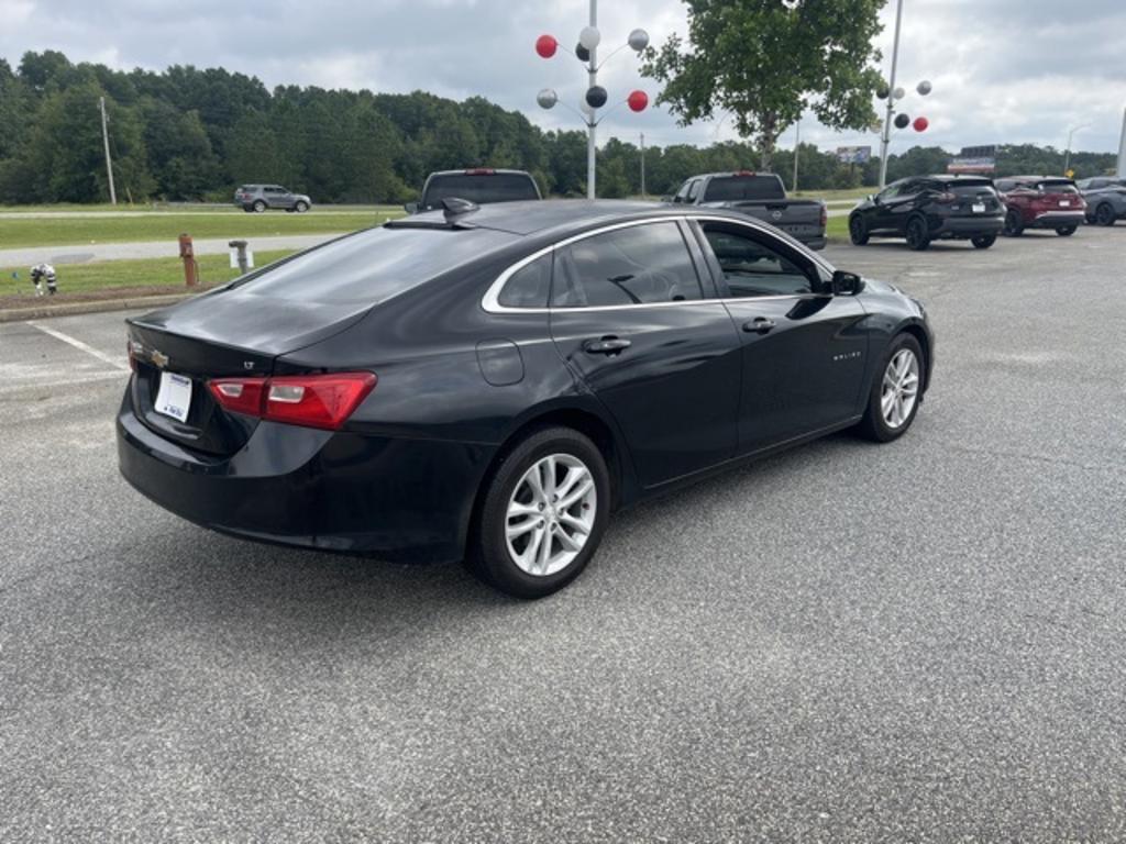 2018 Chevrolet Malibu - $9,000