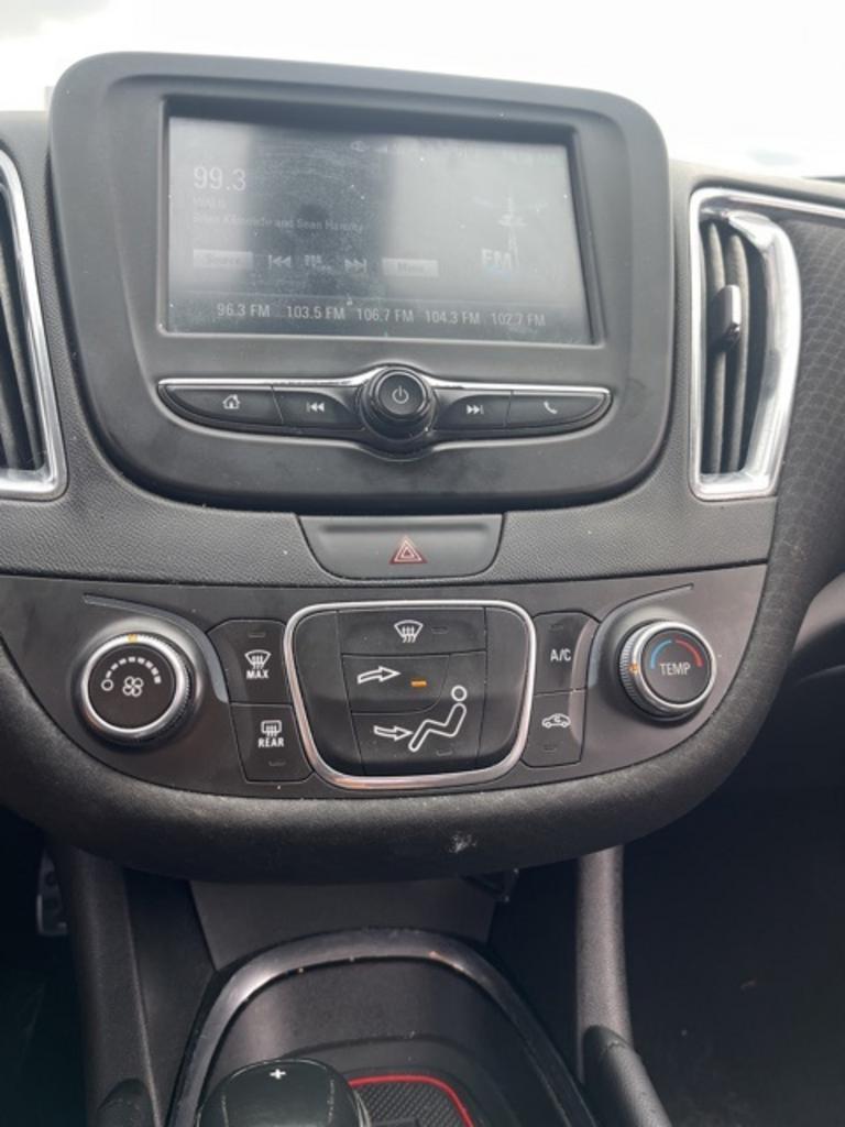 2018 Chevrolet Malibu - $9,000