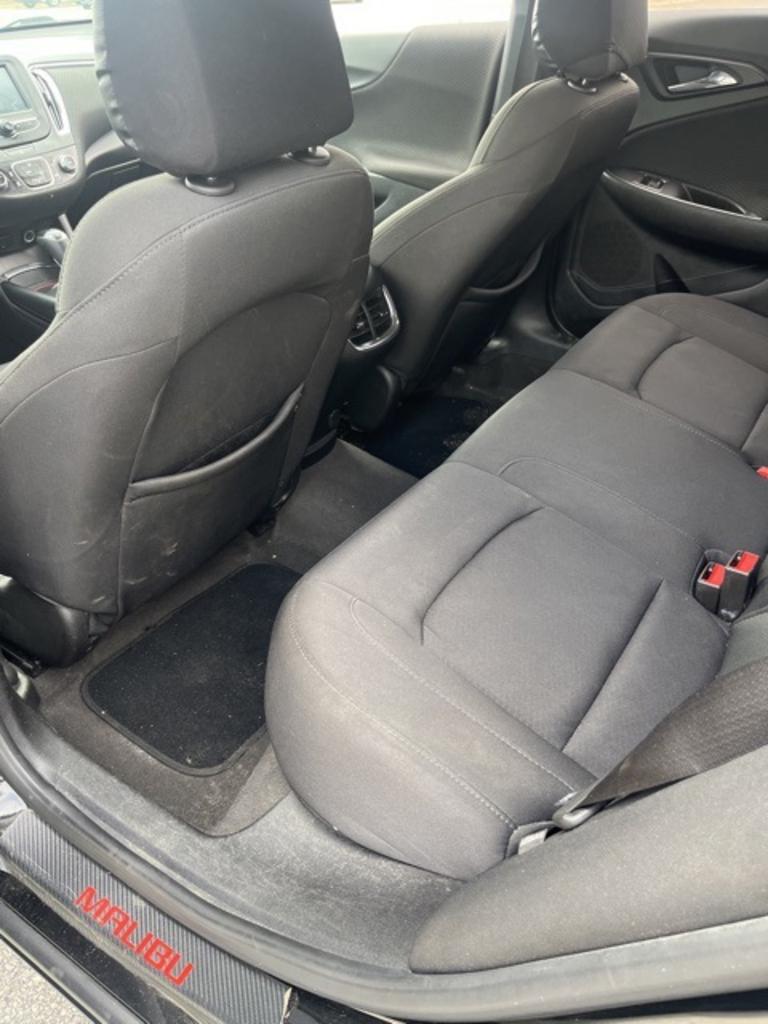 2018 Chevrolet Malibu - $9,000