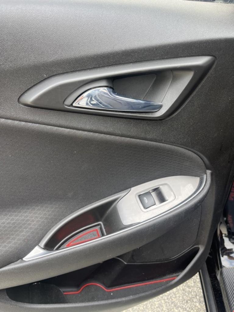 2018 Chevrolet Malibu - $9,000