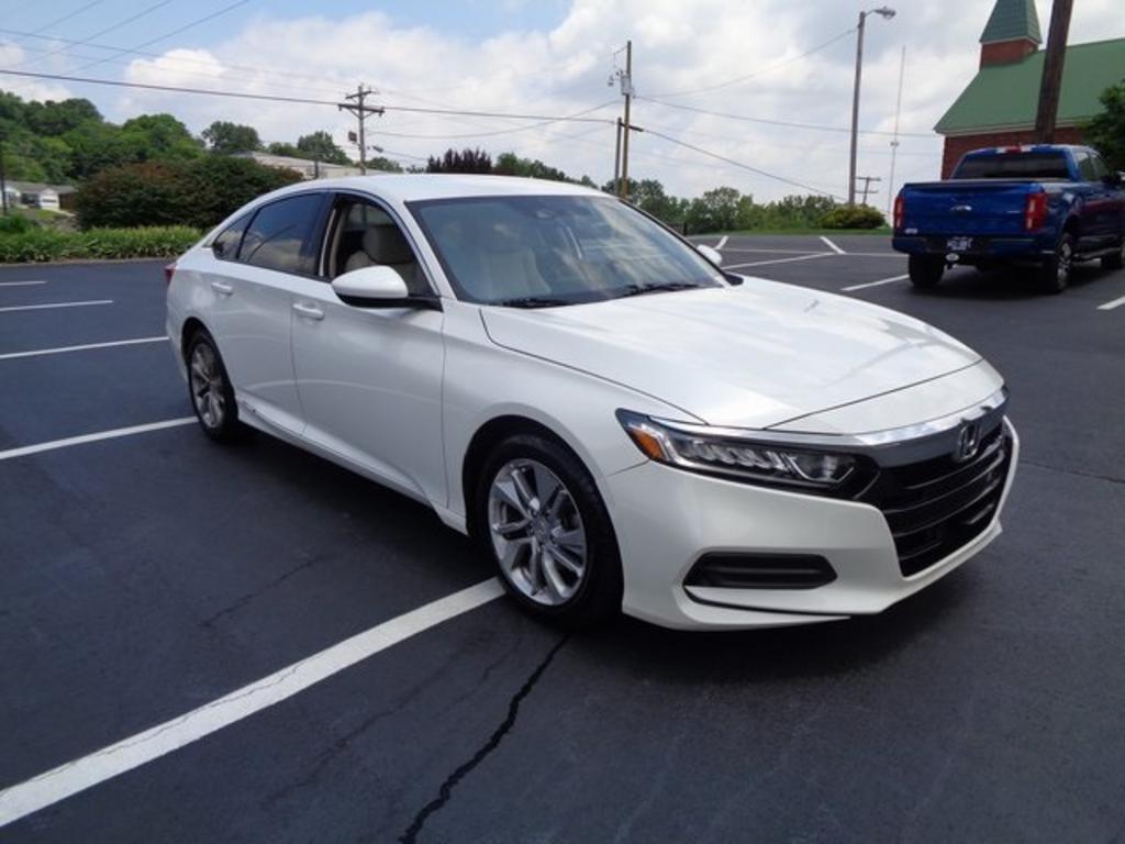 2018 Honda Accord - $17,000