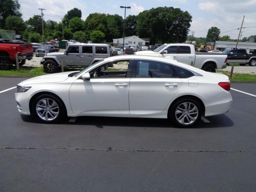 2018 Honda Accord - $17,000