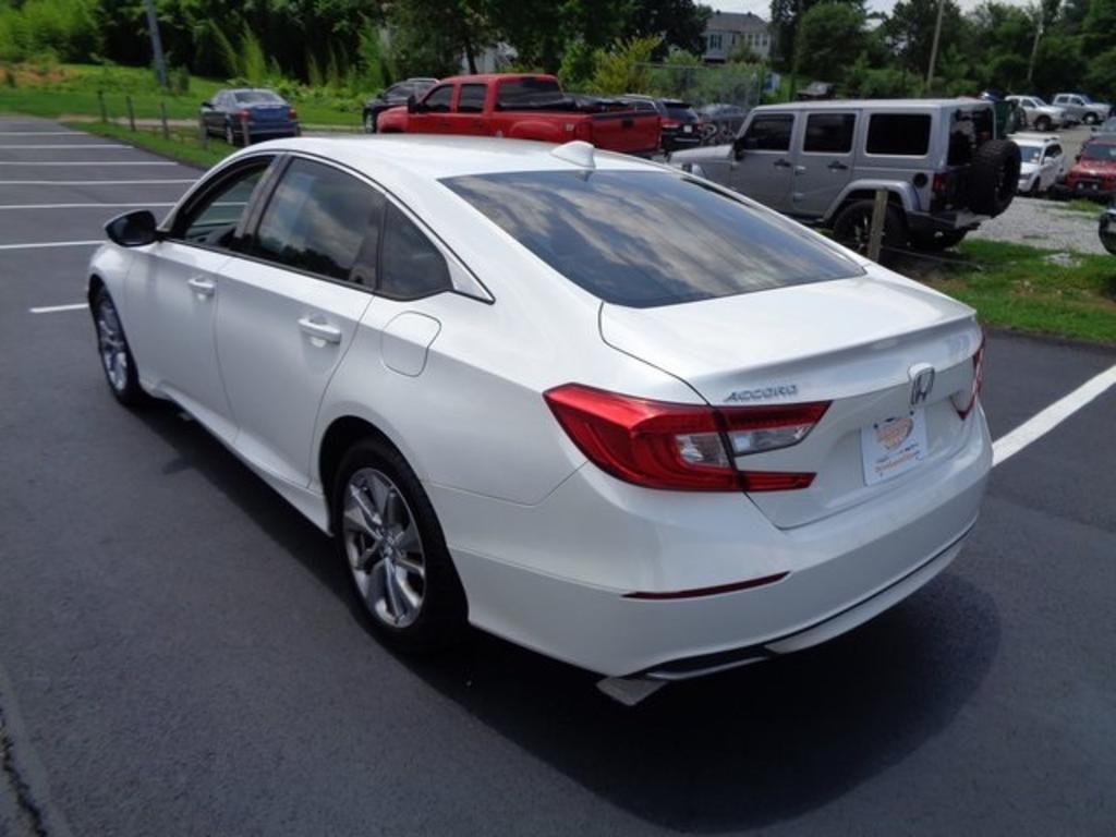 2018 Honda Accord - $17,000