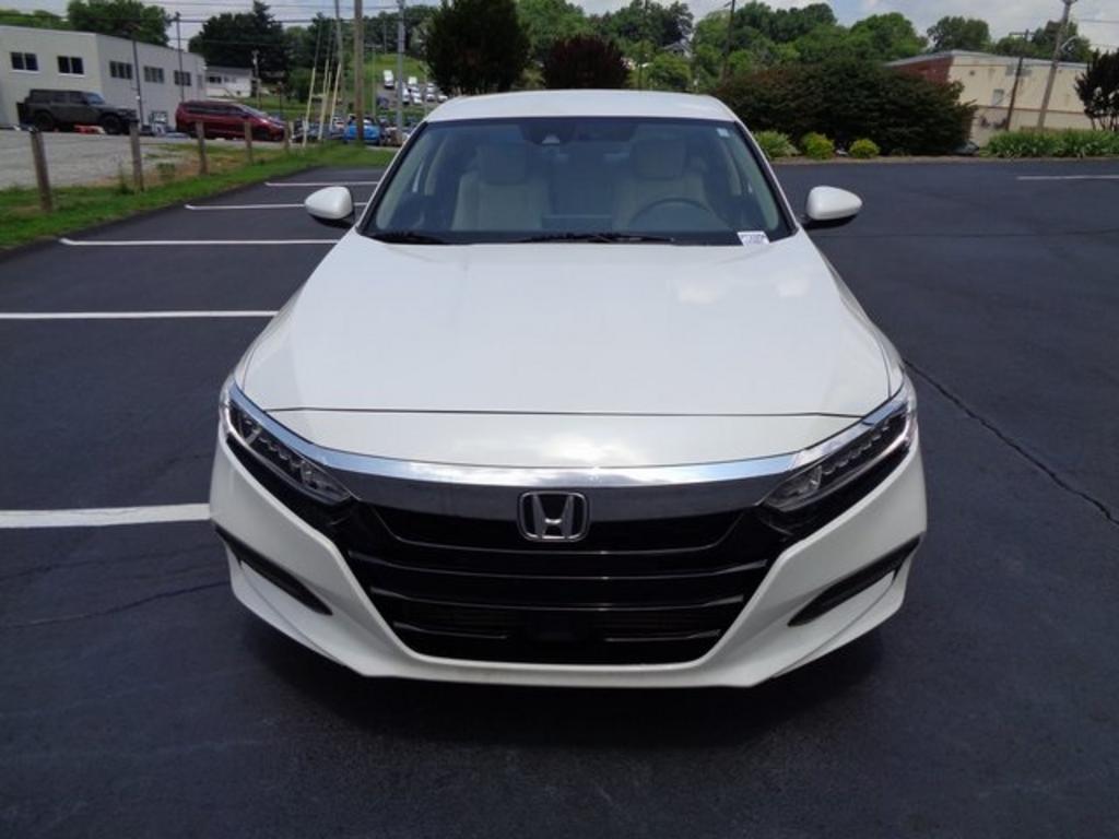 2018 Honda Accord - $17,000