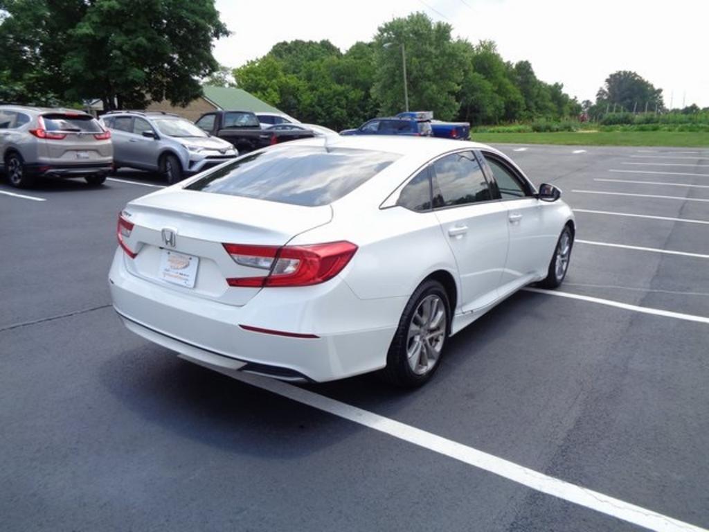 2018 Honda Accord - $17,000