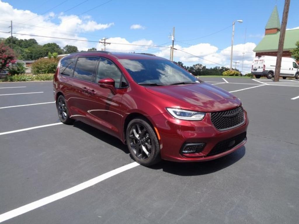 2021 Chrysler Pacifica - $36,000