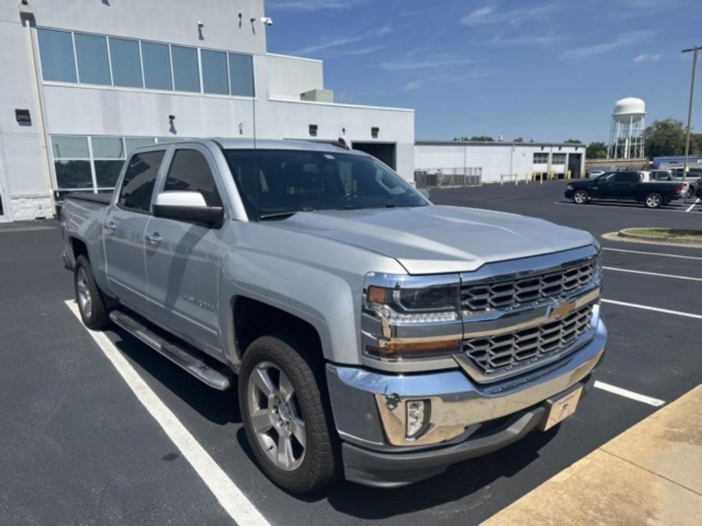 2016 Chevrolet Silverado - $26,500