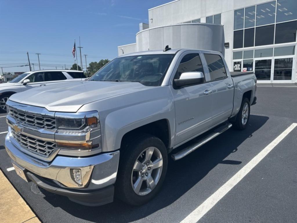 2016 Chevrolet Silverado - $26,500